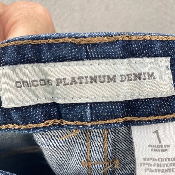Chicos Jeans Womens 1 US 8 Blue Dark Wash Platinum Denim Ultimate Fit Capri Crop - Picture 5 of 12